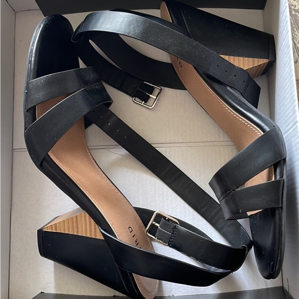 Torrid SZ 10 Black Two Strap Heel